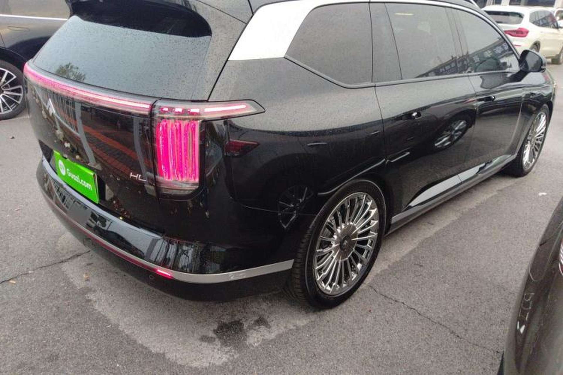 Used Hyptec HL 2025 700 Ultra Six-Seater All-Wheel-Drive LiDAR Version Rear Right 45 Deg