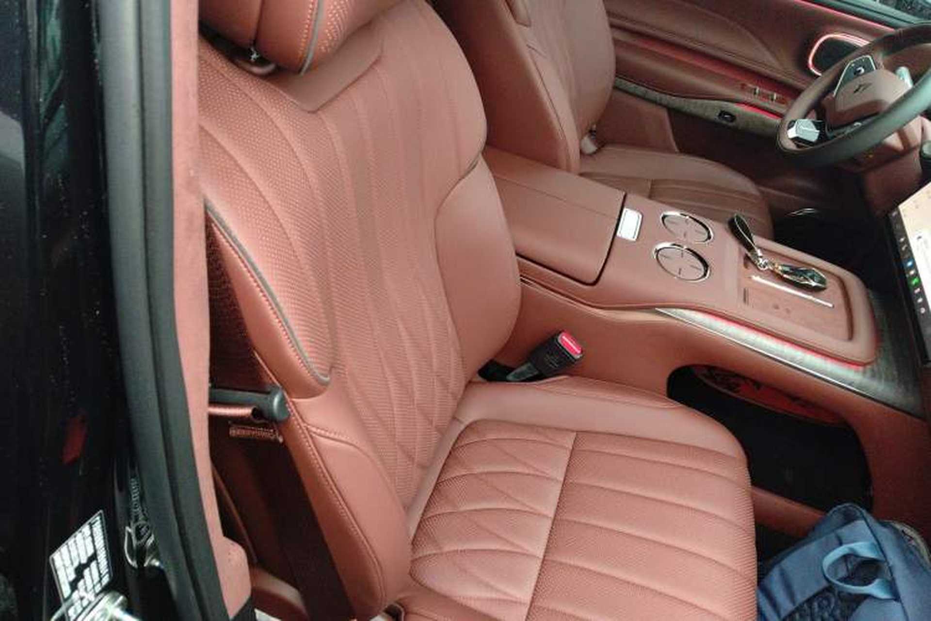 Used Hyptec HL 2025 700 Ultra Six-Seater All-Wheel-Drive LiDAR Version Right Front Seat