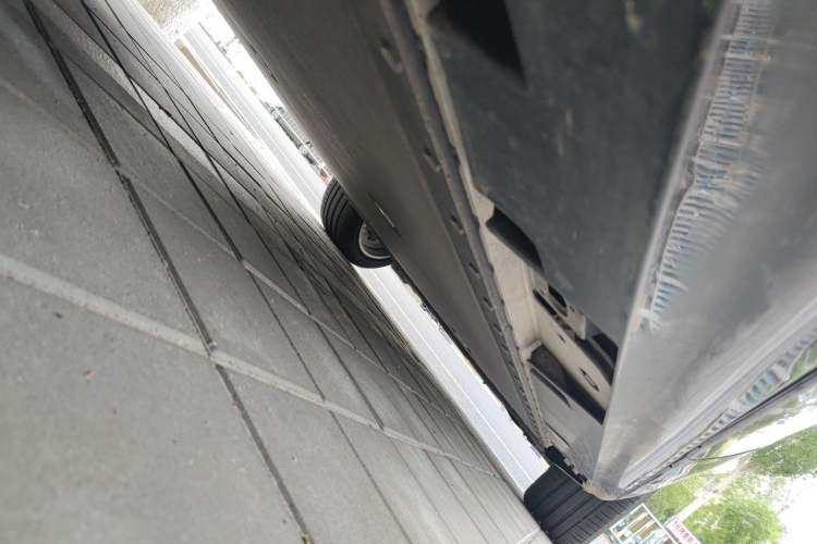 Used Hyptec HL 2025 700 Ultra Six-Seater All-Wheel-Drive LiDAR Version Chassis Rear Right