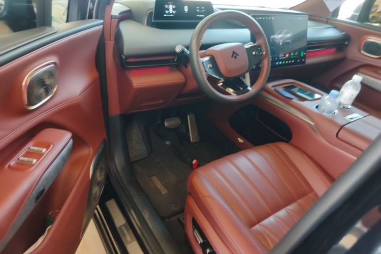 Used Hyptec HL 2025 700 Ultra Six-Seater All-Wheel-Drive LiDAR Version Driver Seat
