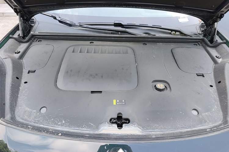 Used Hyptec HL 2025 Model Revised 350 Max Six-Seater LiDAR Edition Engine Bay