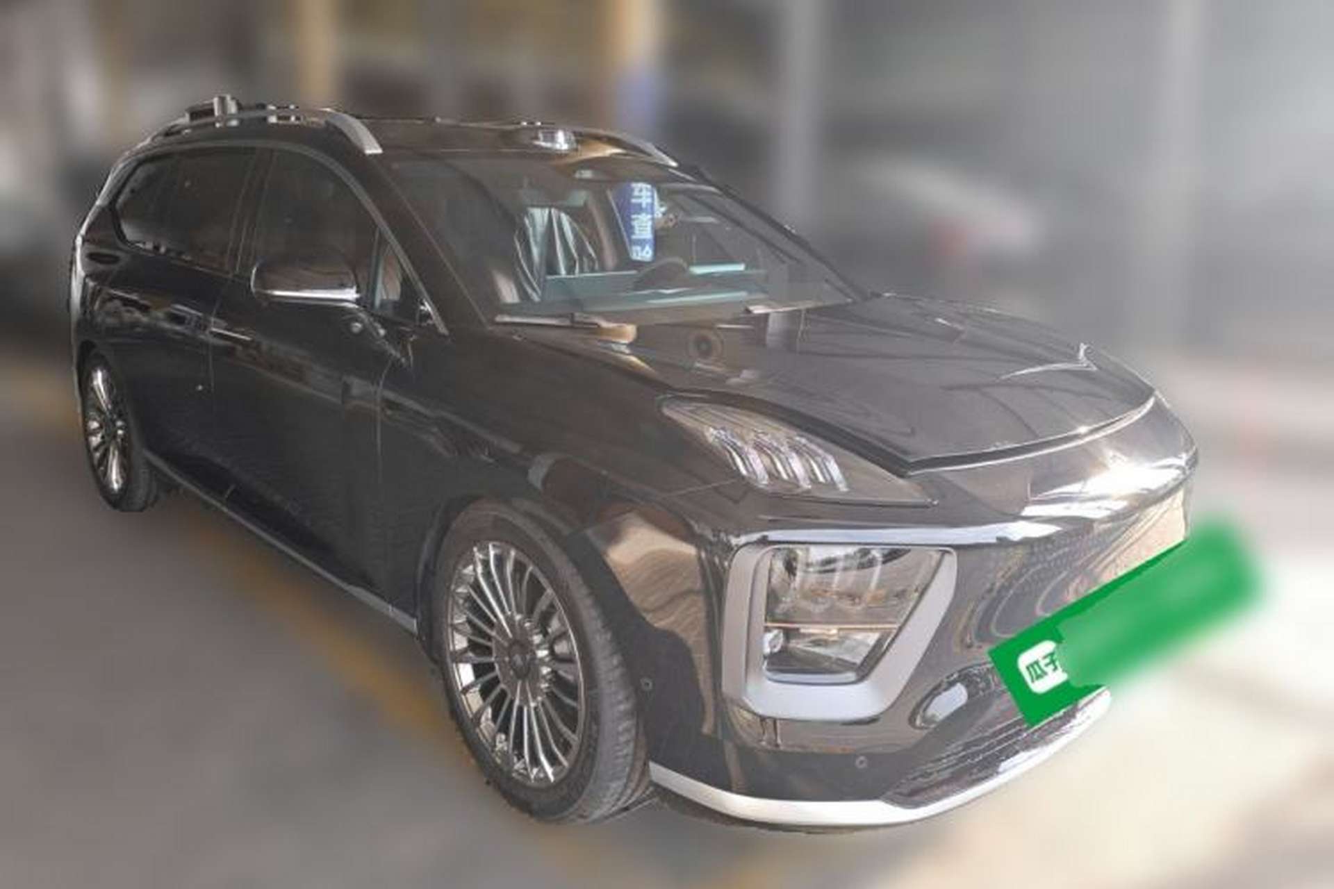 Used Hyptec HL 2025 700 Ultra Six-Seater All-Wheel-Drive LiDAR Version Exterior 2