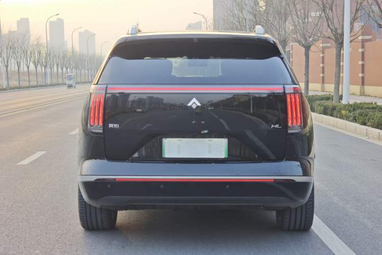 Used Hyptec HL 2025 700 Ultra Six-Seater All-Wheel-Drive LiDAR Version Exterior 5