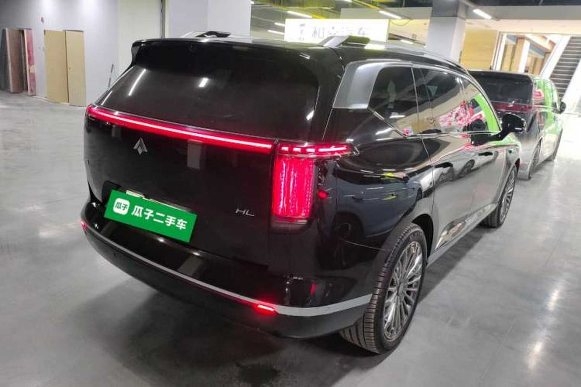 Used Hyptec HL 2025 700 Ultra Six-Seater All-Wheel-Drive LiDAR Version Exterior 5
