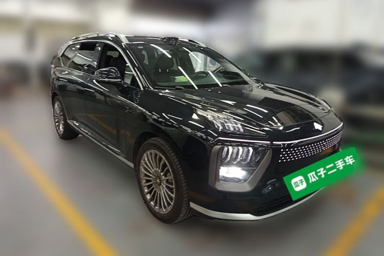 Used Hyptec HL 2025 700 Ultra Six-Seater All-Wheel-Drive LiDAR Version Front Right 45 Deg