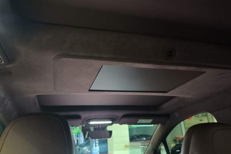 Used Hyptec HL 2025 700 Ultra Six-Seater All-Wheel-Drive LiDAR Version Headliner