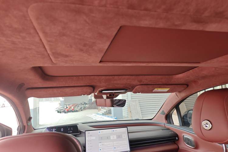 Used Hyptec HL 2025 700 Ultra Six-Seater All-Wheel-Drive LiDAR Version Headliner