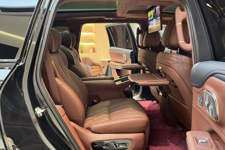 Used Hyptec HL 2025 700 Ultra Six-Seater All-Wheel-Drive LiDAR Version Interior 1