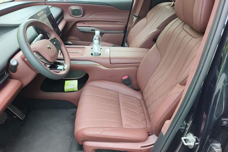 Used Hyptec HL 2025 Model Revised 350 Max Six-Seater LiDAR Edition Left Front Seat