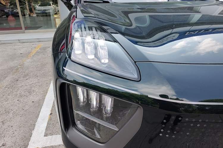 Used Hyptec HL 2025 Model Revised 350 Max Six-Seater LiDAR Edition Right Front Headlight