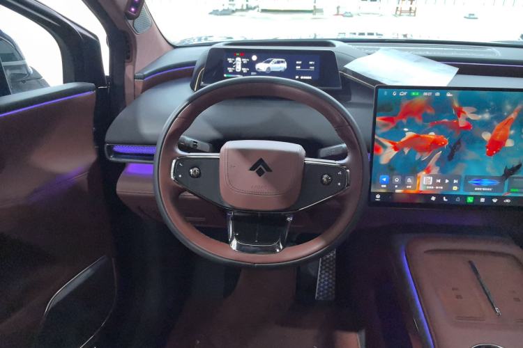 Used Hyptec HL 2025 700 Ultra Six-Seater All-Wheel-Drive LiDAR Version Steering Wheel