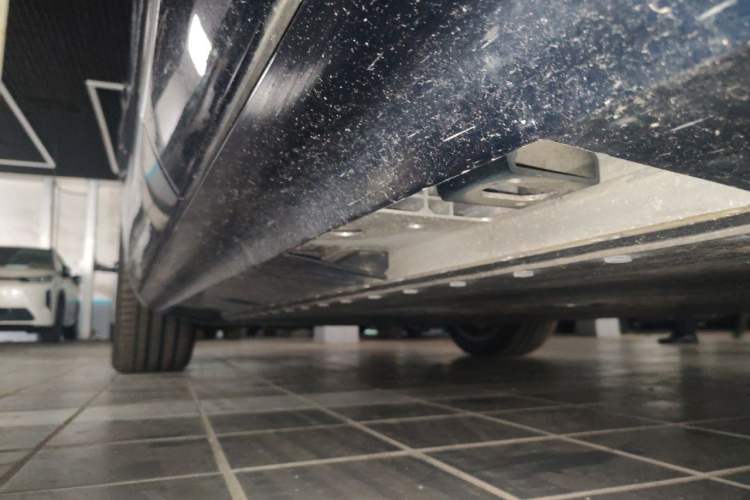 Used Hyptec HL 2025 700 Ultra Six-Seater All-Wheel-Drive LiDAR Version Chassis Rear Left