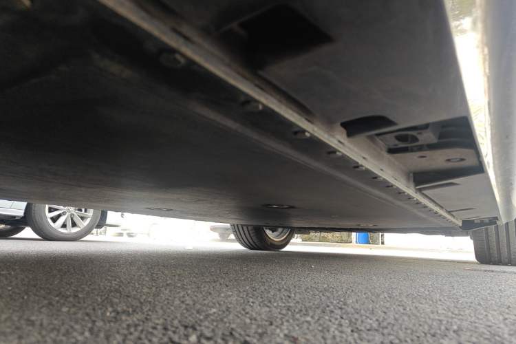 Used Hyptec HL 2025 700 Ultra Six-Seater All-Wheel-Drive LiDAR Version Chassis Rear Right