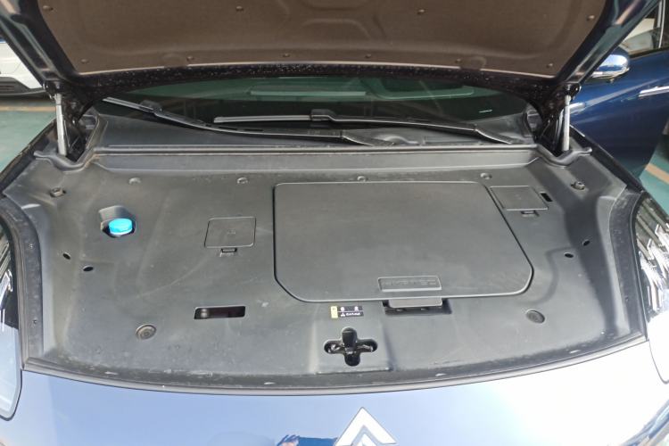 Used Hyptec HL 2025 700 Ultra Six-Seater All-Wheel-Drive LiDAR Version Engine Bay