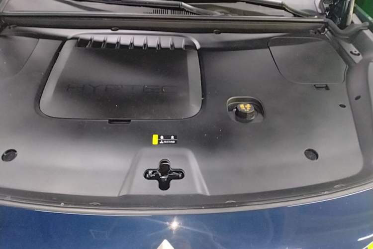 Used Hyptec HL 2025 Model 350 Pro Six-Seater LiDAR Edition Engine Bay