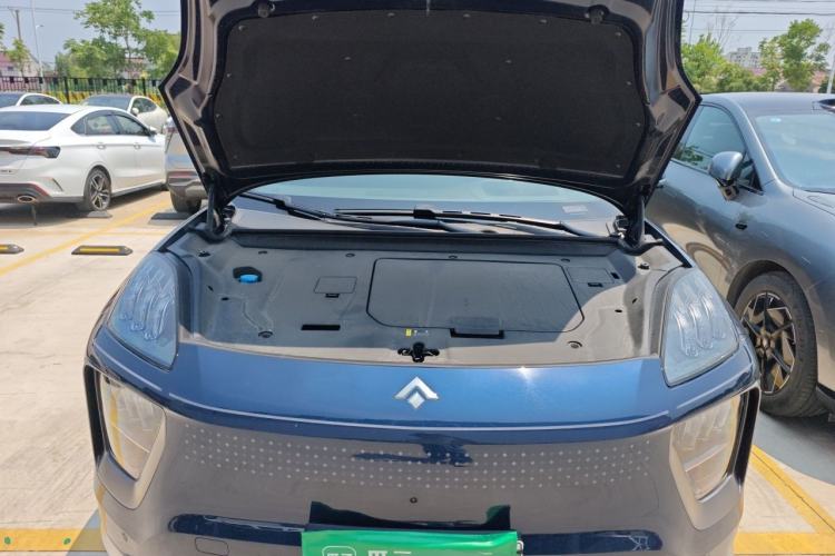 Used Hyptec HL 2025 700 Ultra Six-Seater All-Wheel-Drive LiDAR Version Engine Bay