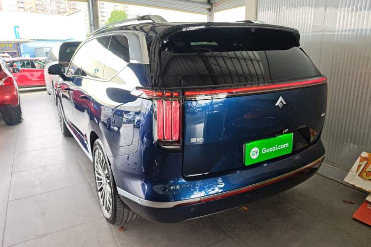 Used Hyptec HL 2025 700 Ultra Six-Seater All-Wheel-Drive LiDAR Version Exterior 2