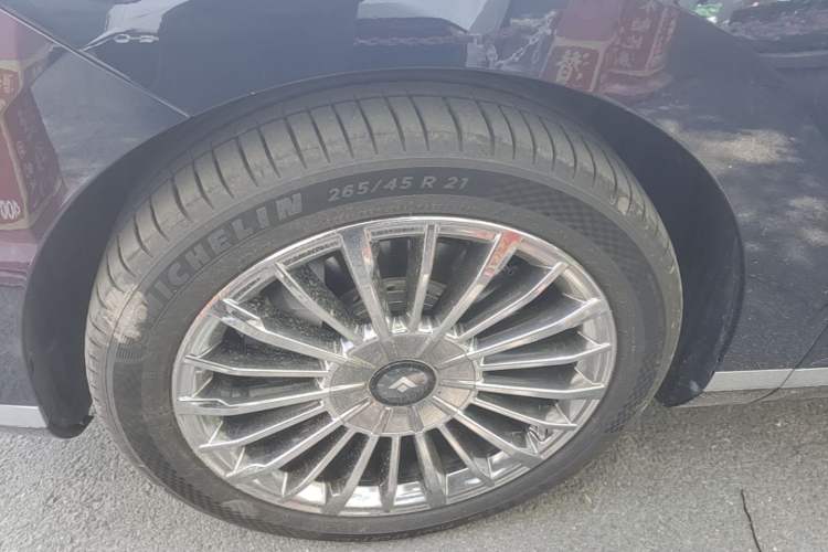 Used Hyptec HL 2025 Model 350 Pro Six-Seater LiDAR Edition Exterior 4