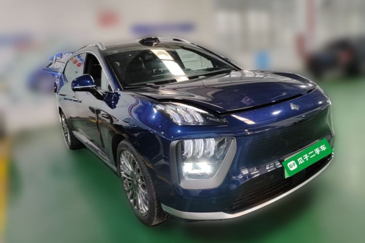 Used Hyptec HL 2025 700 Ultra Six-Seater All-Wheel-Drive LiDAR Version Front Right 45 Deg