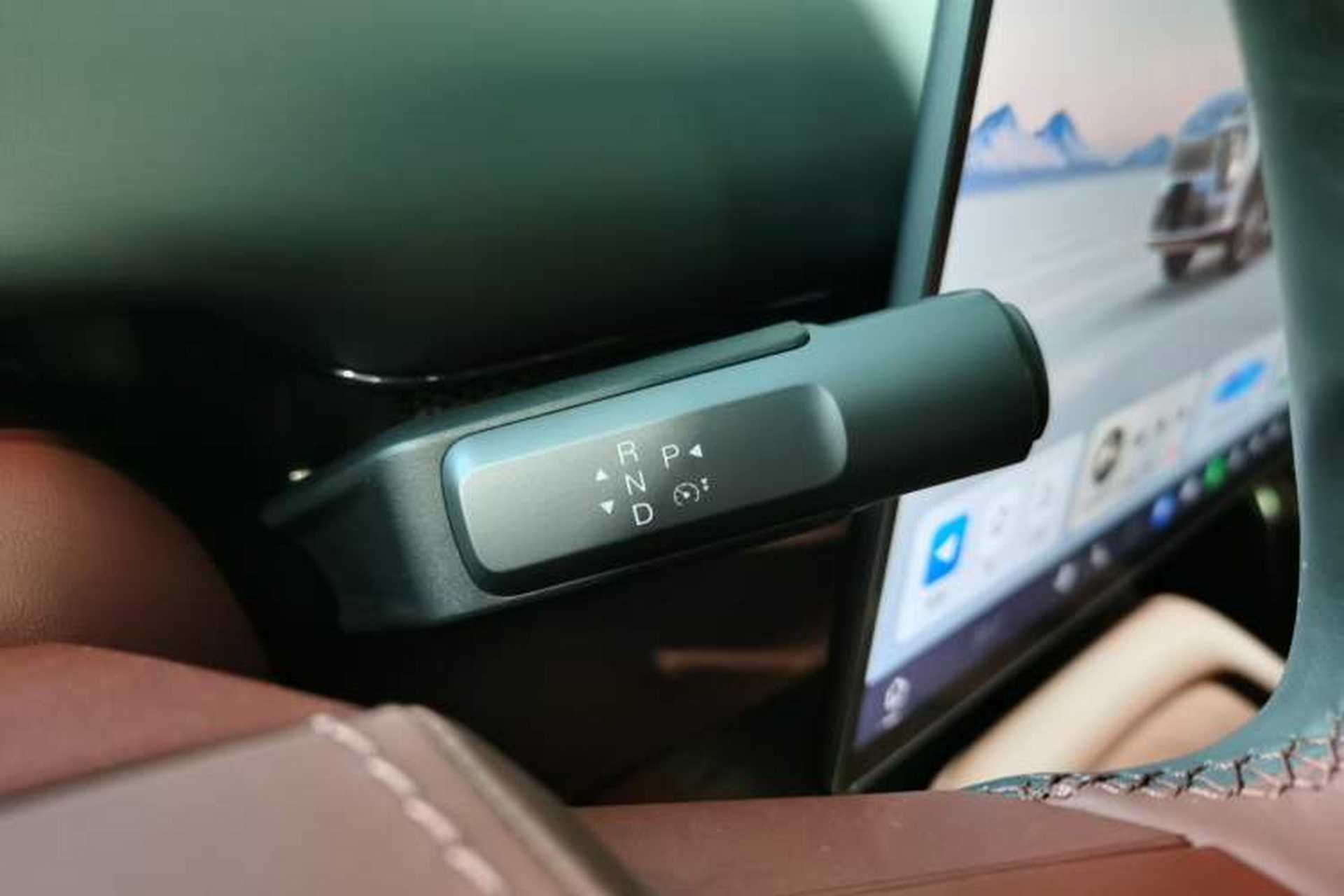 Used Hyptec HL 2025 700 Ultra Six-Seater All-Wheel-Drive LiDAR Version Gear Lever