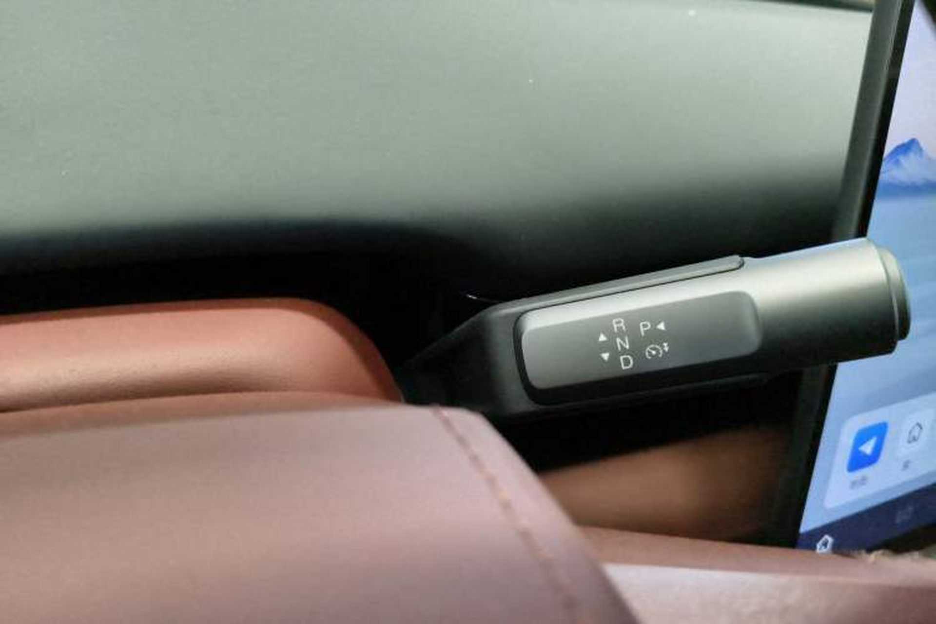 Used Hyptec HL 2025 700 Ultra Six-Seater All-Wheel-Drive LiDAR Version Gear Lever