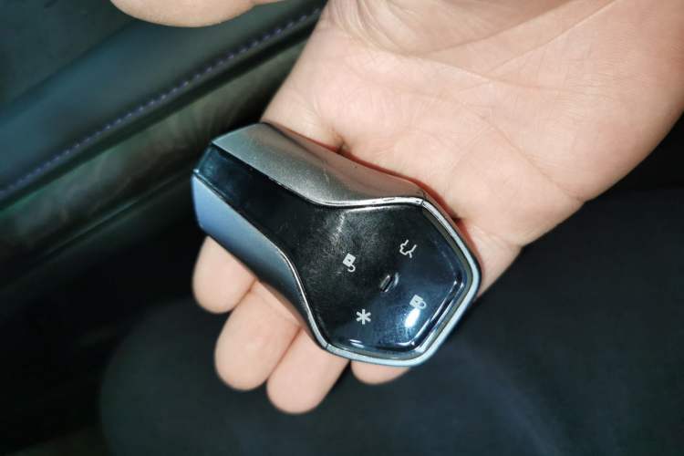 Used Hyptec HL 2025 700 Ultra Six-Seater All-Wheel-Drive LiDAR Version Interior 1