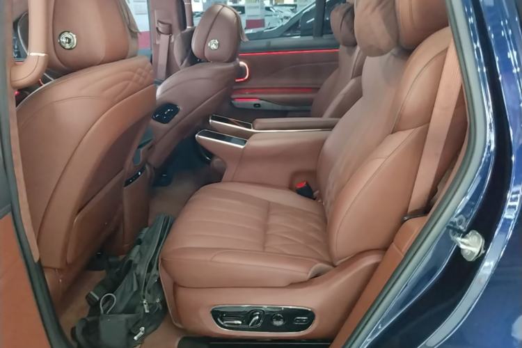 Used Hyptec HL 2025 Model 350 Pro Six-Seater LiDAR Edition Left Rear Seat