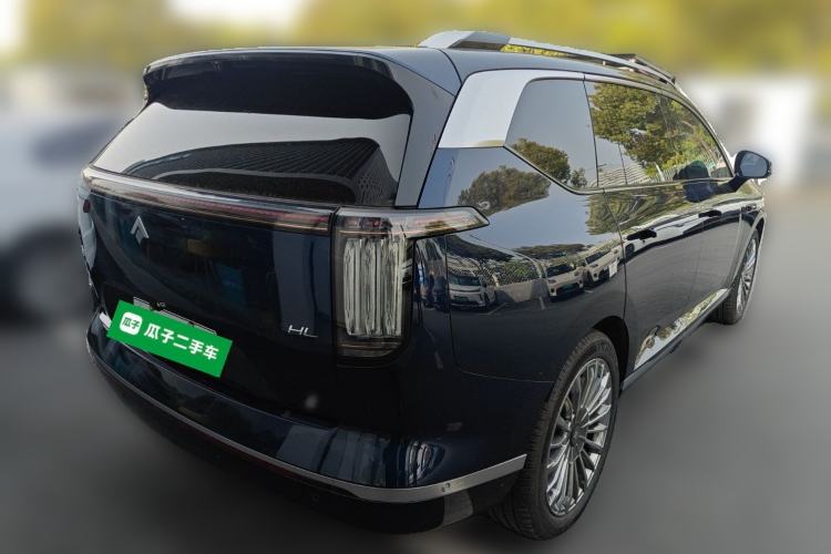 Used Hyptec HL 2025 700 Ultra Six-Seater All-Wheel-Drive LiDAR Version Rear Right 45 Deg