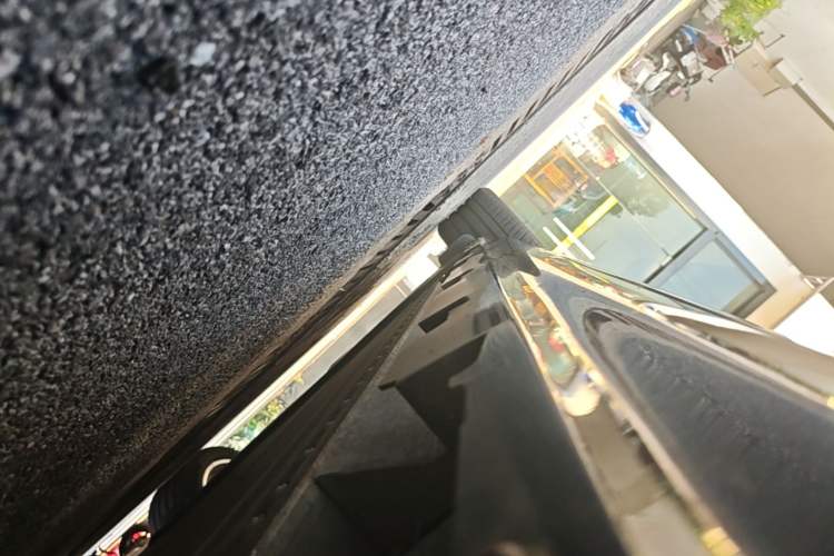 Used Hyptec HL 2025 Model Revised 350 Max Six-Seater LiDAR Edition Right Side Sill