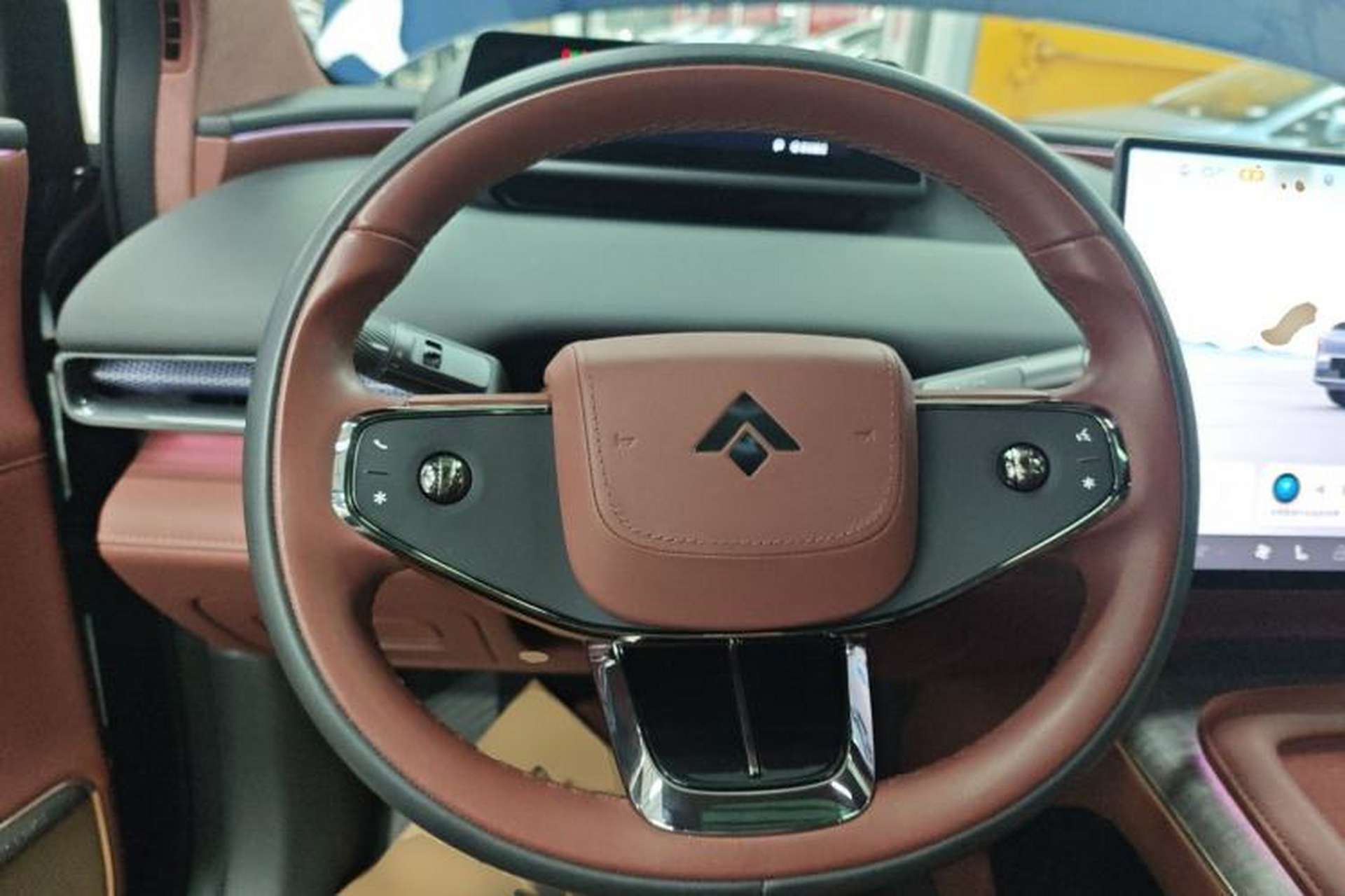Used Hyptec HL 2025 700 Ultra Six-Seater All-Wheel-Drive LiDAR Version Steering Wheel