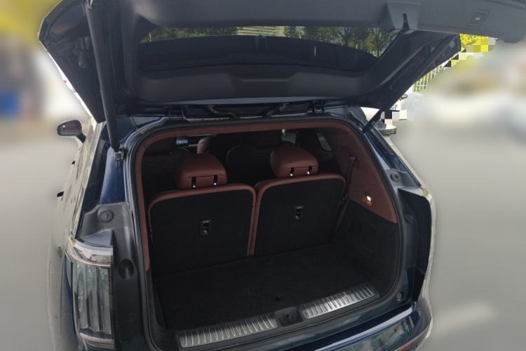 Used Hyptec HL 2025 700 Ultra Six-Seater All-Wheel-Drive LiDAR Version Trunk