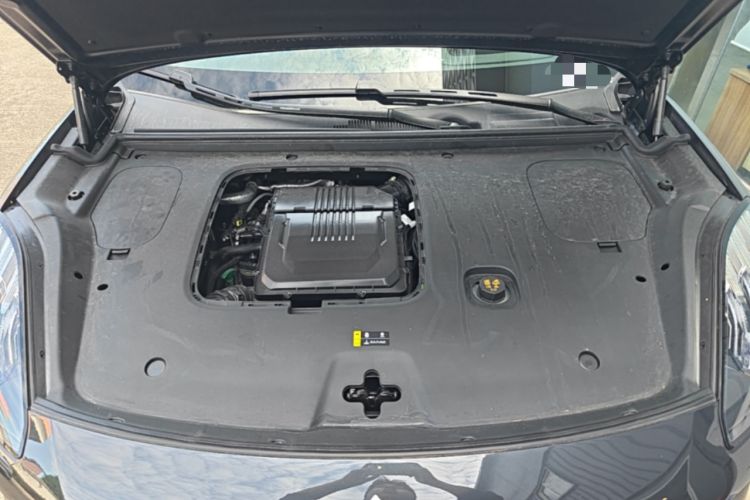 Used Hyptec HL 2025 Model 350 Pro Six-Seater LiDAR Edition Engine Bay