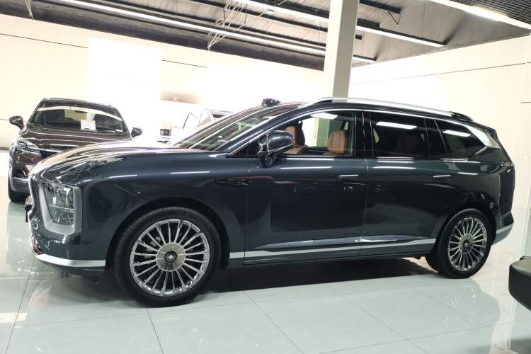 Used Hyptec HL 2025 700 Ultra Six-Seater All-Wheel-Drive LiDAR Version Exterior 3
