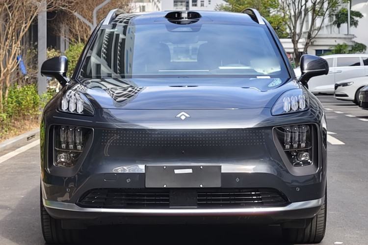 Used Hyptec HL 2025 700 Ultra Six-Seater All-Wheel-Drive LiDAR Version Exterior 4