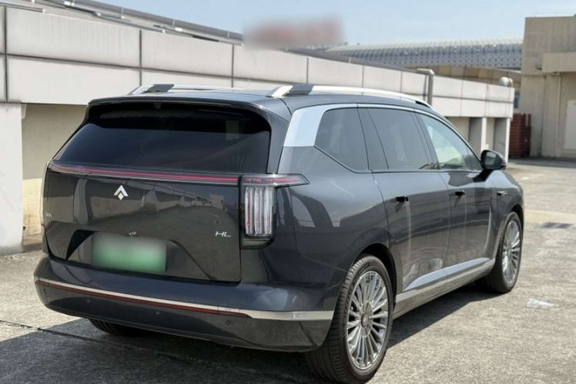 Used Hyptec HL 2025 700 Ultra Six-Seater All-Wheel-Drive LiDAR Version Exterior 5