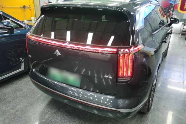 Used Hyptec HL 2025 700 Ultra Six-Seater All-Wheel-Drive LiDAR Version Exterior 5