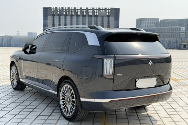 Used Hyptec HL 2025 700 Ultra Six-Seater All-Wheel-Drive LiDAR Version Exterior 7