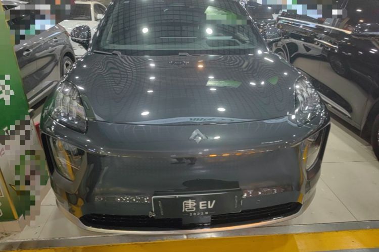 Used Hyptec HL 2025 700 Ultra Six-Seater All-Wheel-Drive LiDAR Version Front