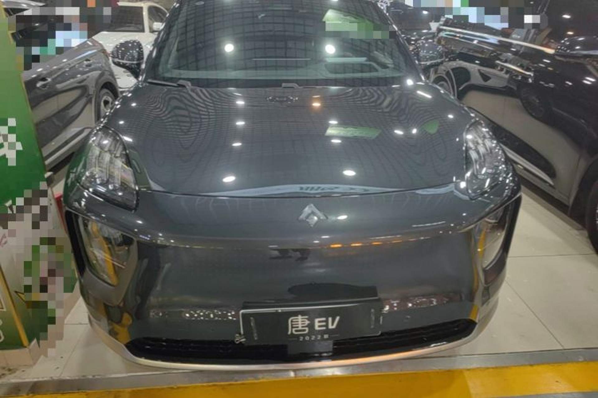 Used Hyptec HL 2025 700 Ultra Six-Seater All-Wheel-Drive LiDAR Version Front