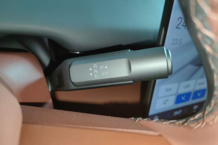 Used Hyptec HL 2025 350 Max Six-Seater LiDAR Version Gear Lever