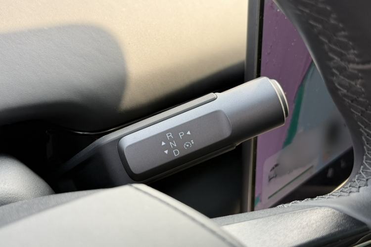 Used Hyptec HL 2025 700 Ultra Six-Seater All-Wheel-Drive LiDAR Version Gear Lever