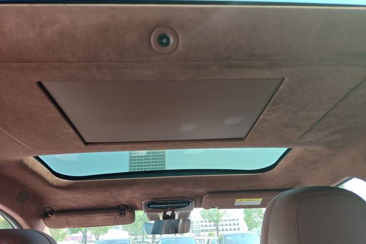 Used Hyptec HL 2025 700 Ultra Six-Seater All-Wheel-Drive LiDAR Version Headliner