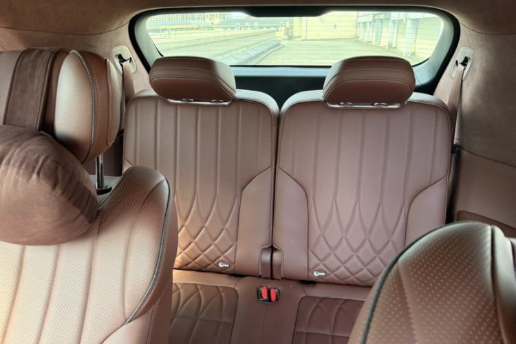 Used Hyptec HL 2025 700 Ultra Six-Seater All-Wheel-Drive LiDAR Version Interior 6