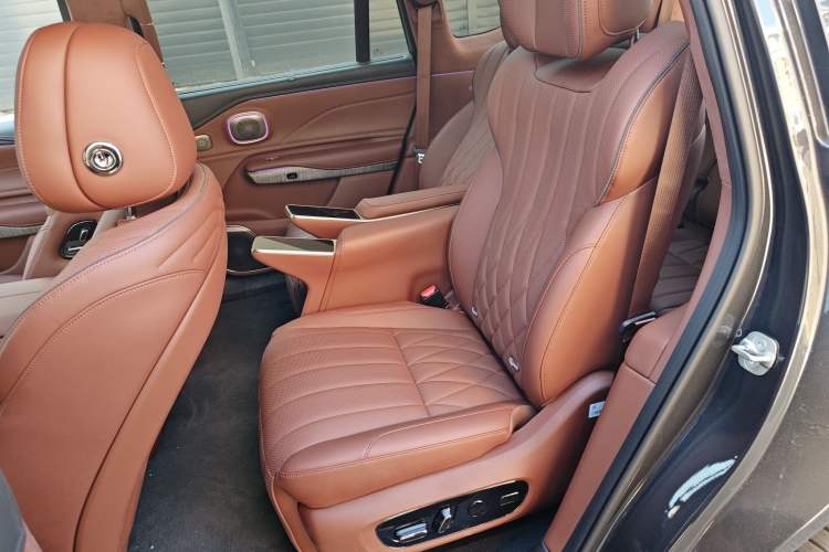 Used Hyptec HL 2025 Model Revised 350 Max Six-Seater LiDAR Edition Left Rear Seat