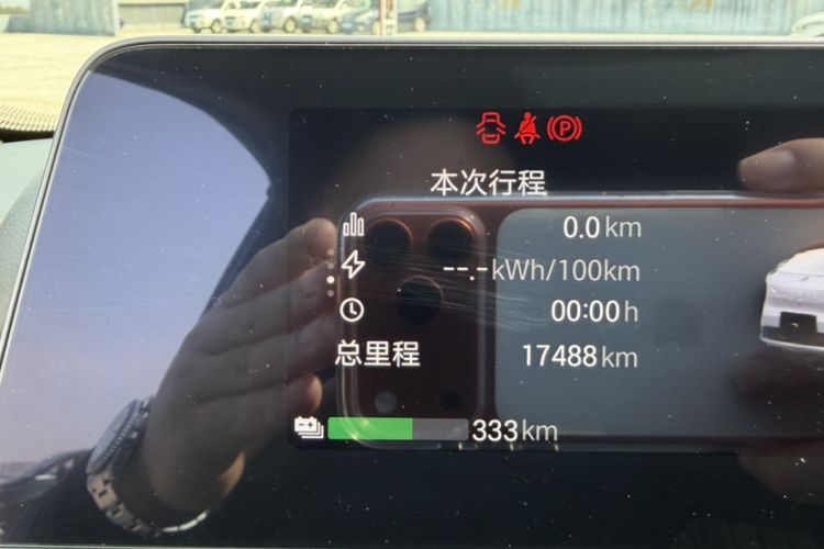 Used Hyptec HL 2025 700 Ultra Six-Seater All-Wheel-Drive LiDAR Version Odometer Close Up