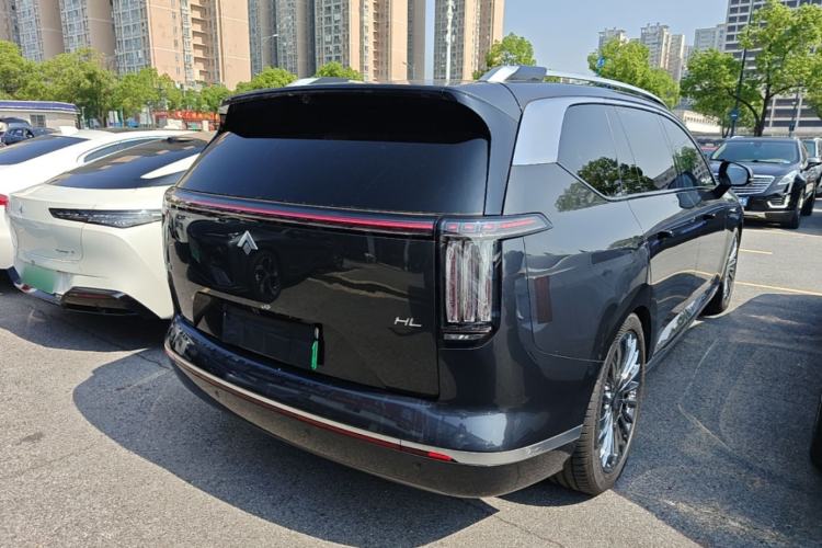 Used Hyptec HL 2025 700 Ultra Six-Seater All-Wheel-Drive LiDAR Version Rear Right 45 Deg
