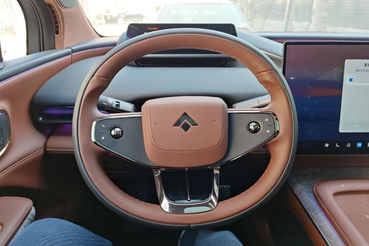 Used Hyptec HL 2025 Model Revised 350 Max Six-Seater LiDAR Edition Steering Wheel
