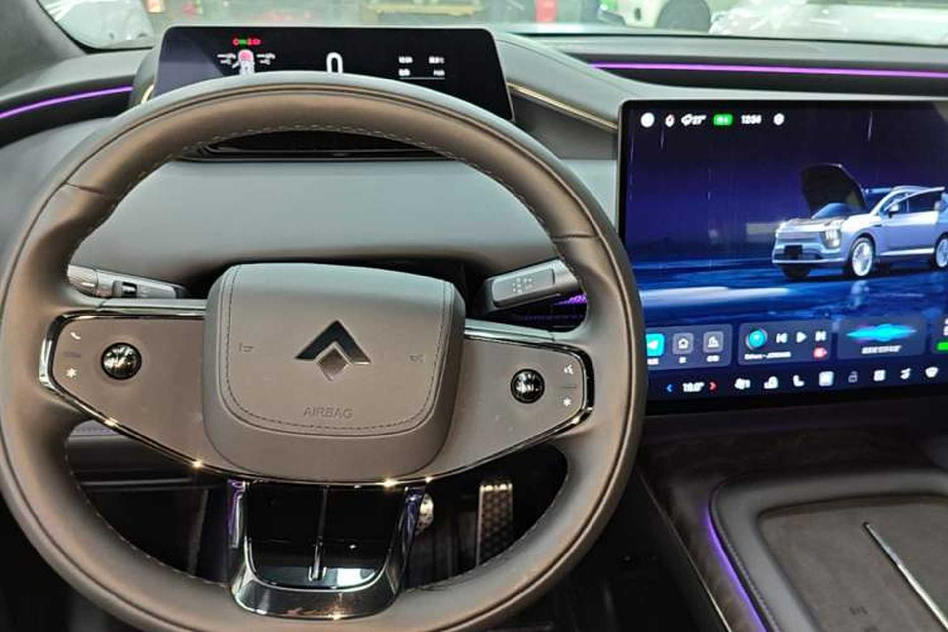 Used Hyptec HL 2025 700 Ultra Six-Seater All-Wheel-Drive LiDAR Version Steering Wheel