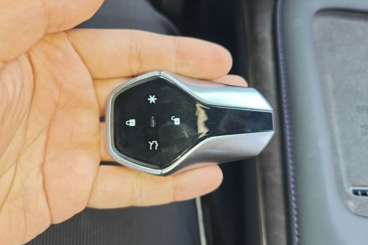 Used Hyptec HL 2025 Model 350 Pro Six-Seater LiDAR Edition Vehicle Key
