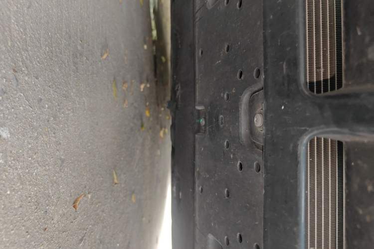 Used Hyptec HL 2025 350 Max Six-Seater LiDAR Version Chassis Front